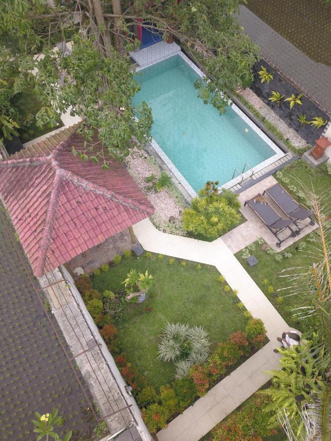 Rosseno Villa Yogyakarta Exterior foto