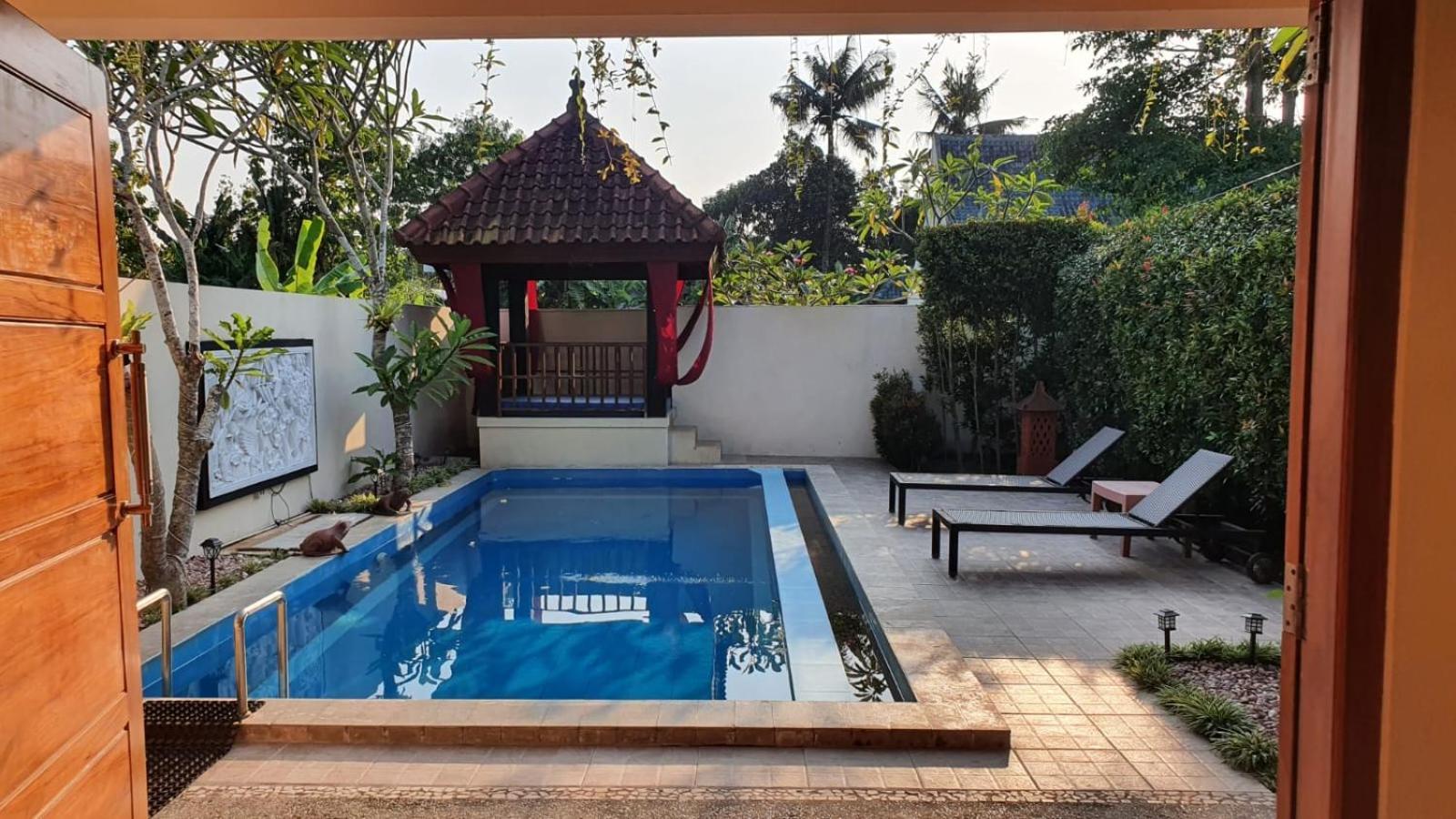 Rosseno Villa Yogyakarta Exterior foto