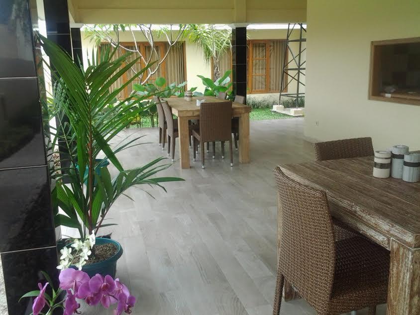 Rosseno Villa Yogyakarta Exterior foto