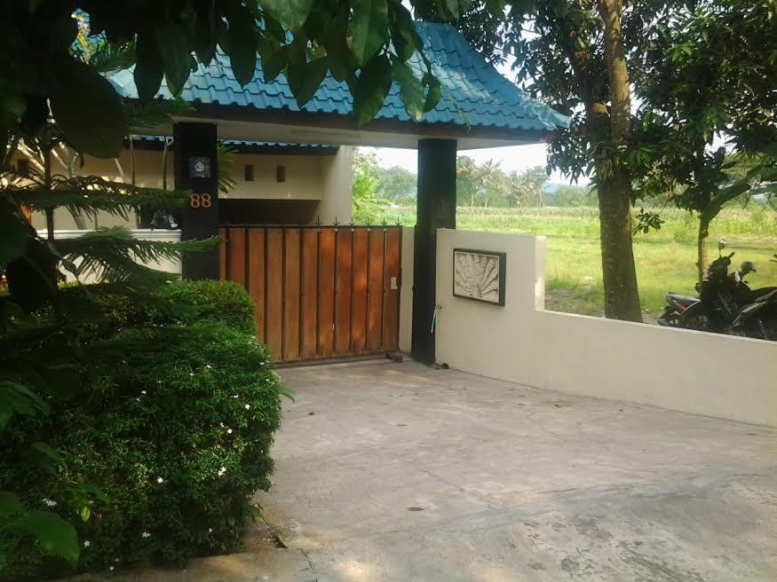 Rosseno Villa Yogyakarta Exterior foto