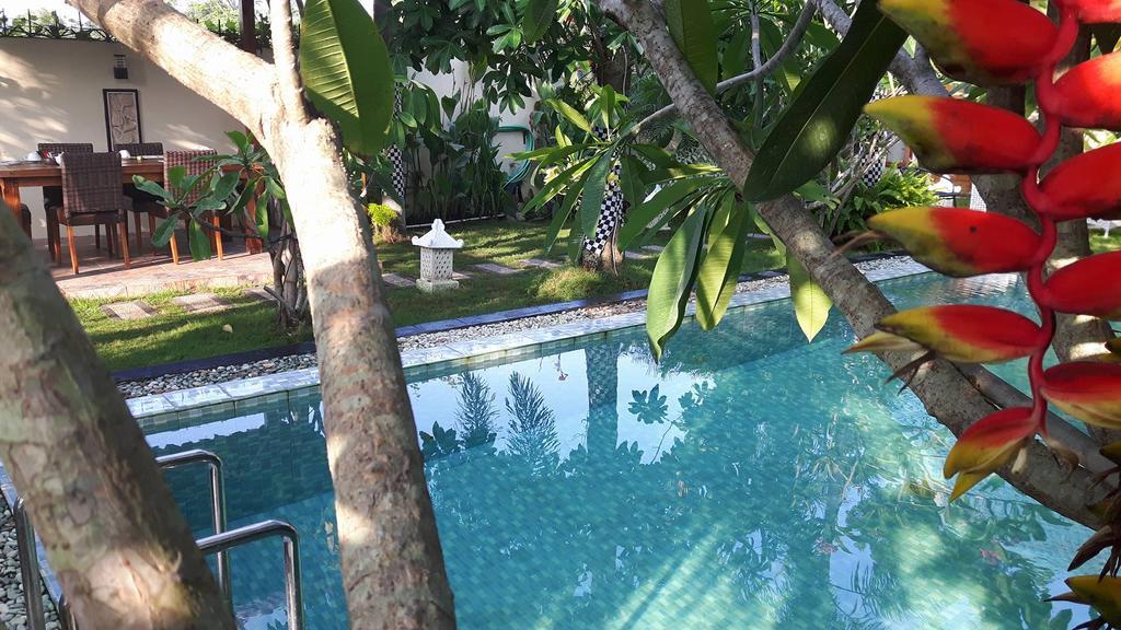 Rosseno Villa Yogyakarta Exterior foto