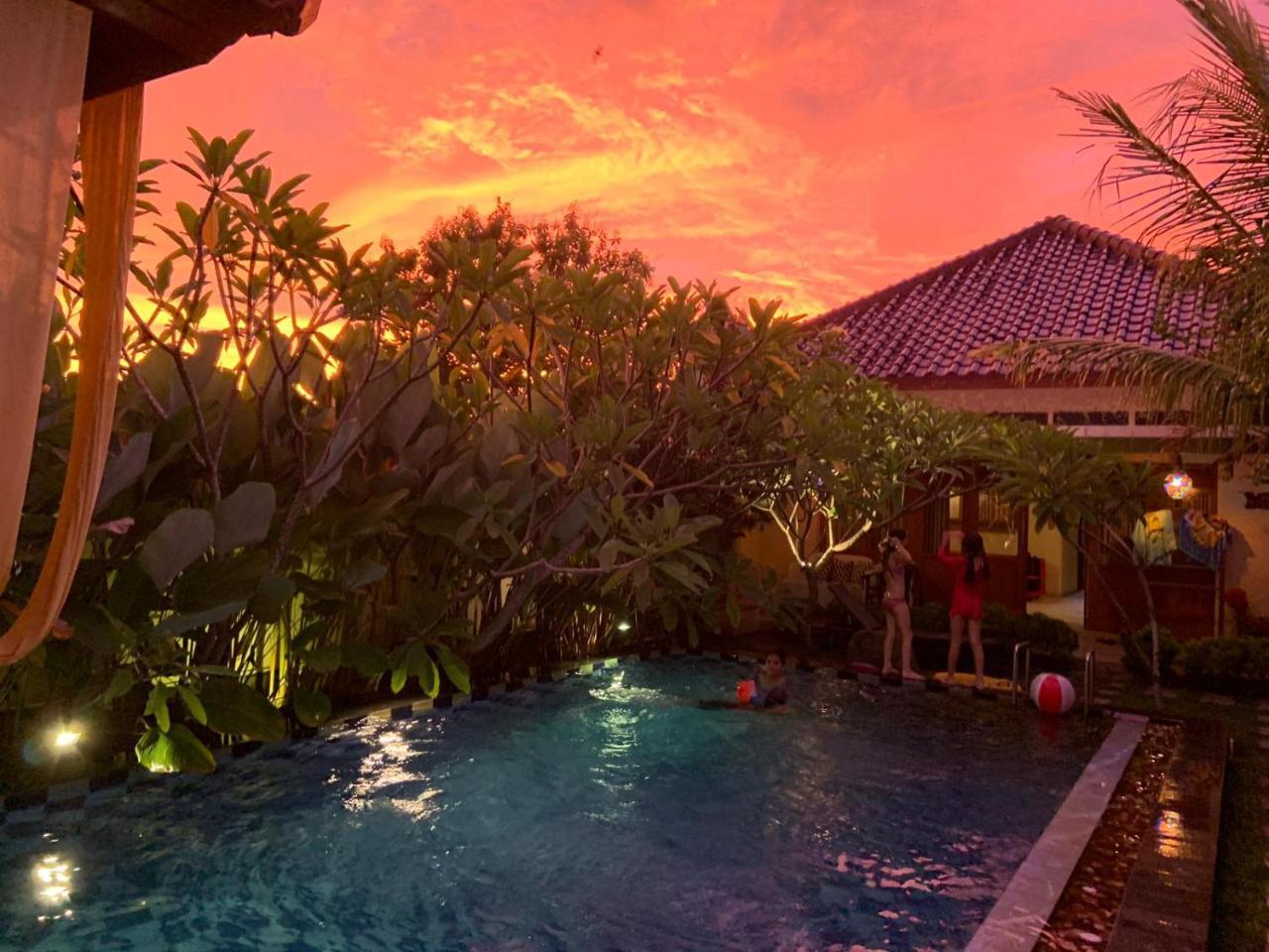 Rosseno Villa Yogyakarta Exterior foto